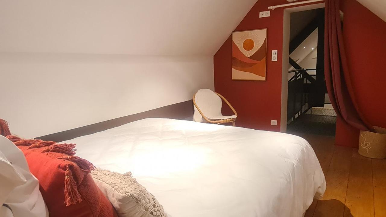 Loft Les Deux Cedres Avec Vue Panoramique Apartment Charleville-Mezieres Bagian luar foto