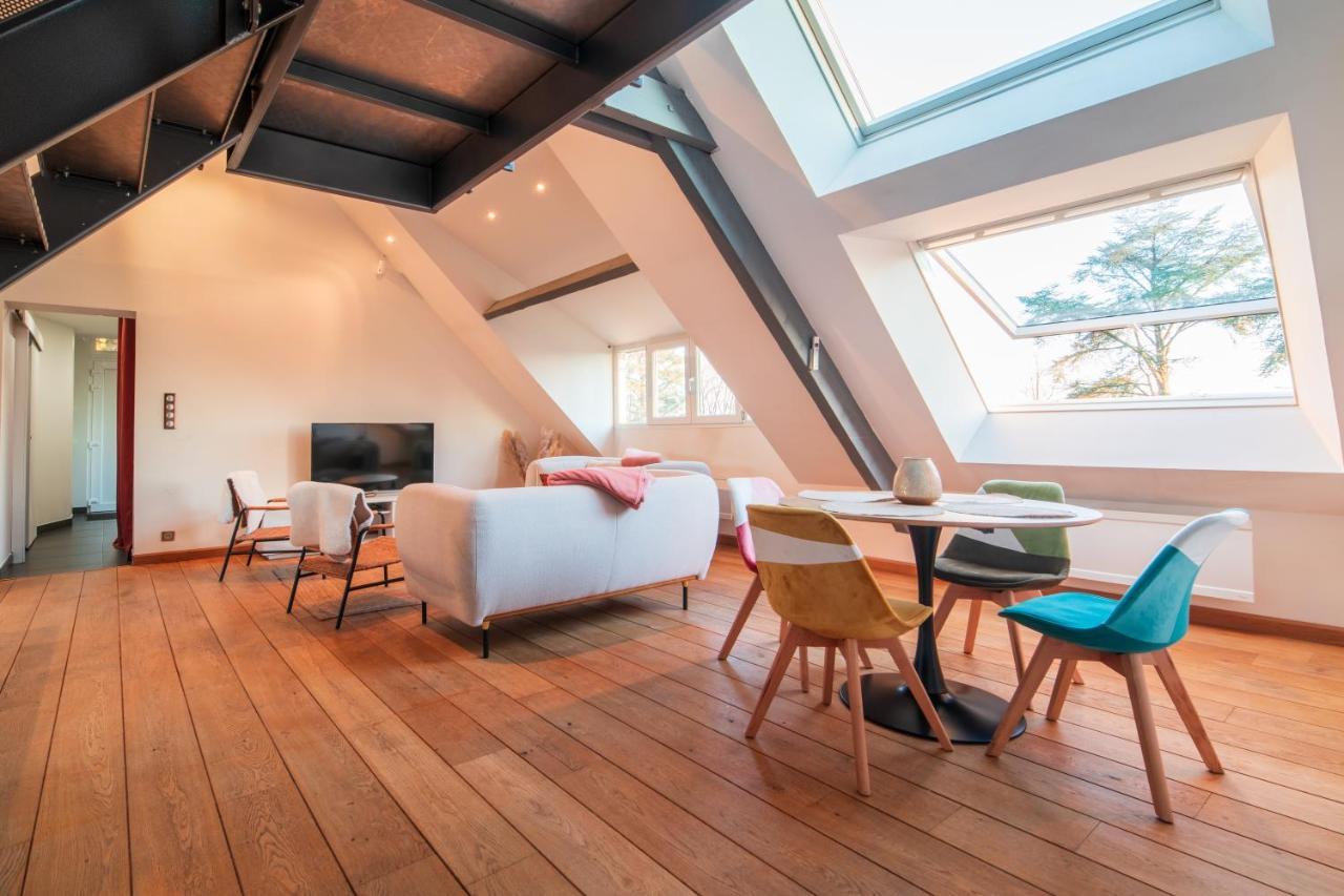 Loft Les Deux Cedres Avec Vue Panoramique Apartment Charleville-Mezieres Bagian luar foto